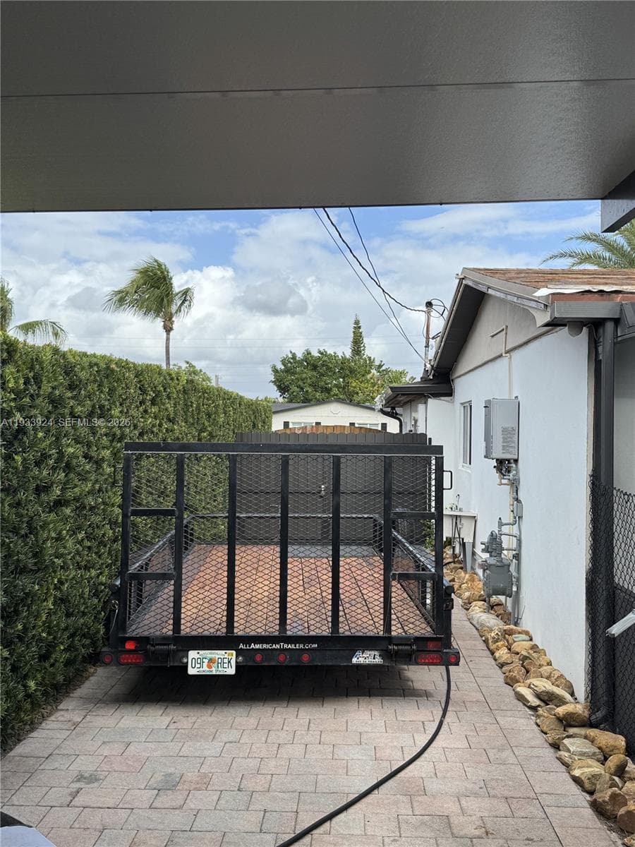 9300 SW 192nd Dr, Cutler Bay FL 33157 — 21