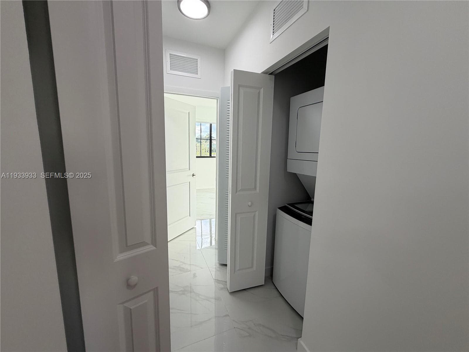 2308 E 4th ave # 208, Hialeah FL 33013 — 6