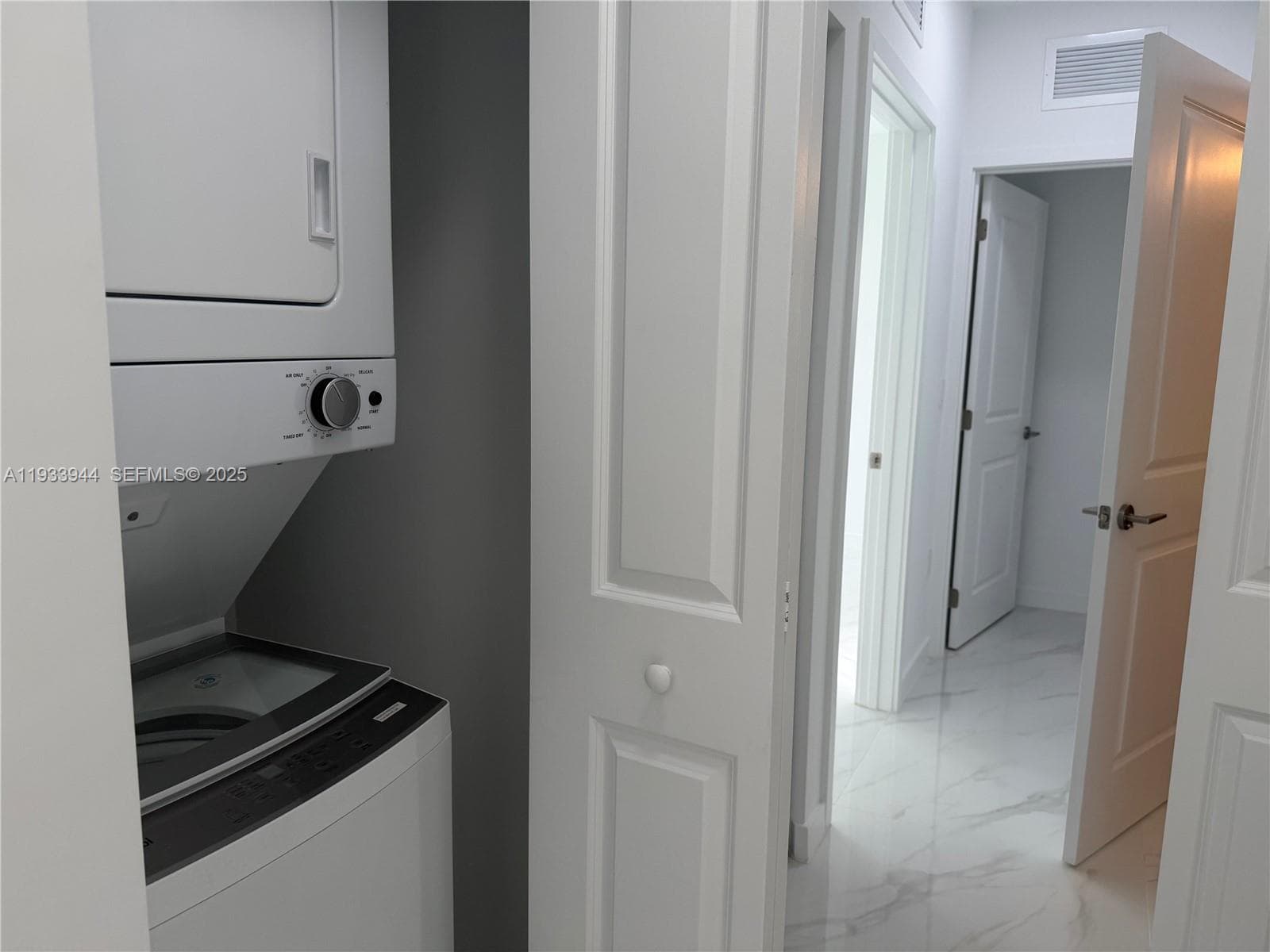 2306 E 4th ave # 303, Hialeah FL 33013 — 6