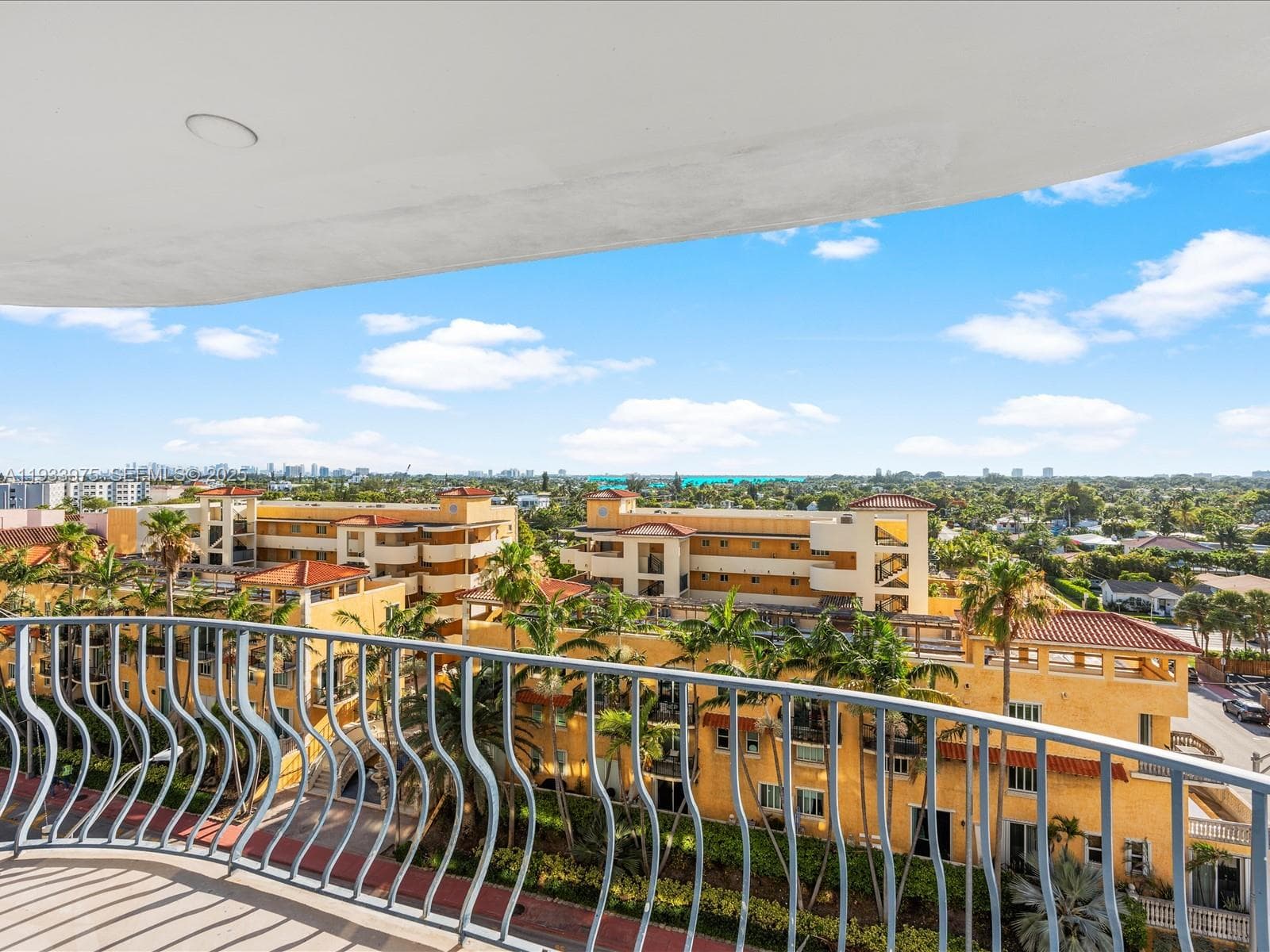 8877 Collins Ave # 704, Surfside FL 33154 — 33