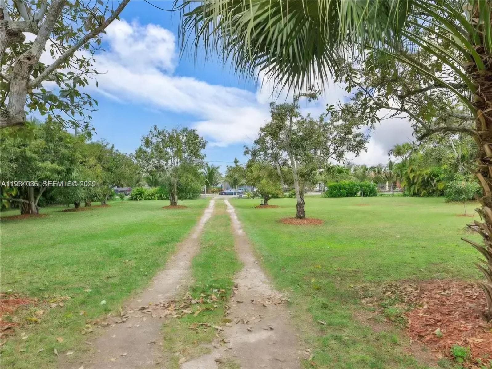 19810 SW 200th St, Miami FL 33187 — 25