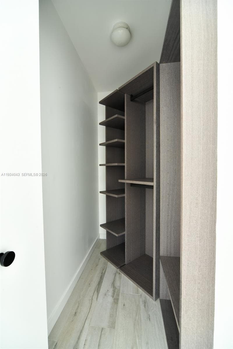480 NE 31st St # 3404, Miami FL 33137 — 24