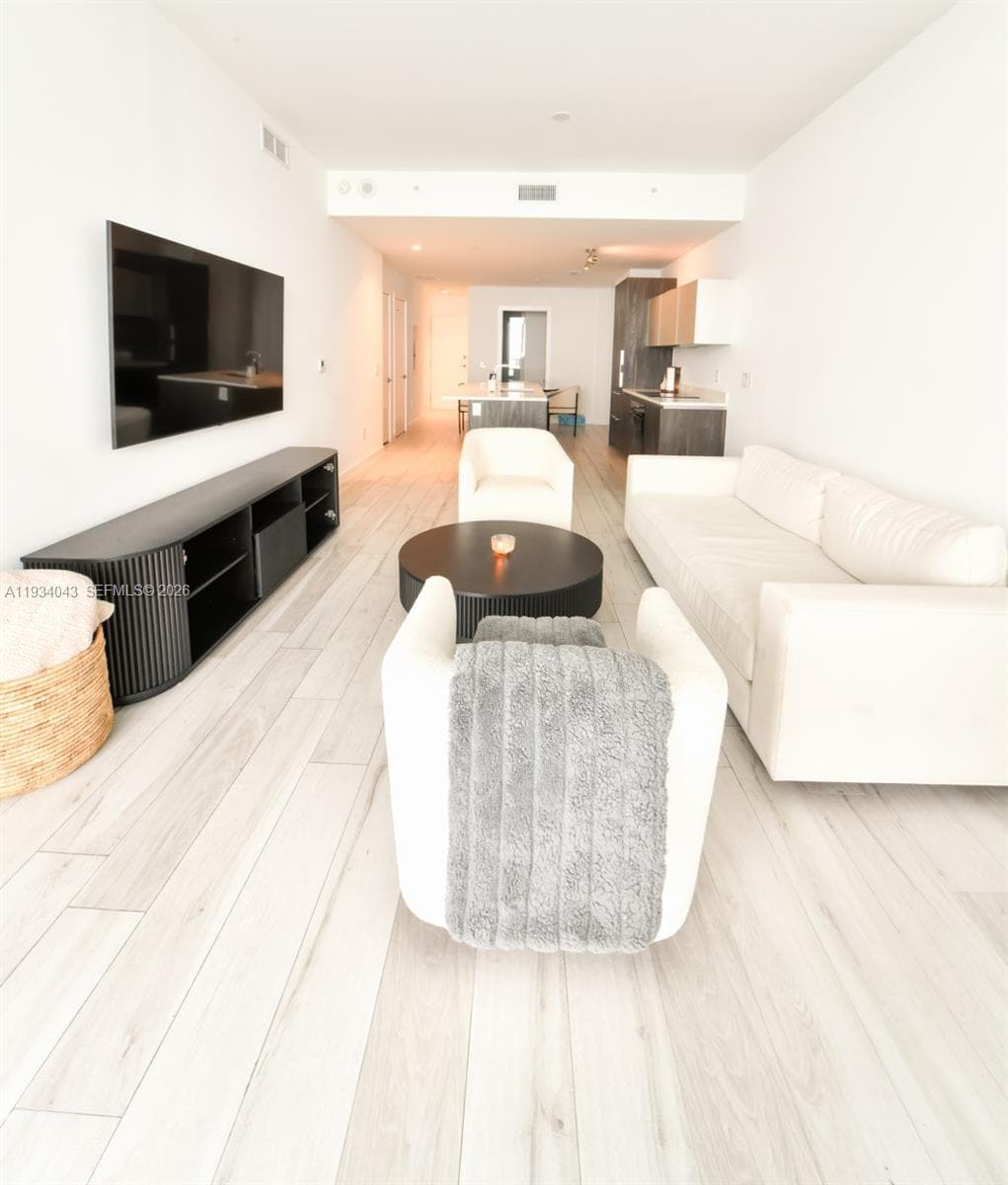 480 NE 31st St # 3404, Miami FL 33137 — 19