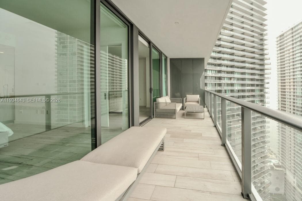 480 NE 31st St # 3404, Miami FL 33137 — 21