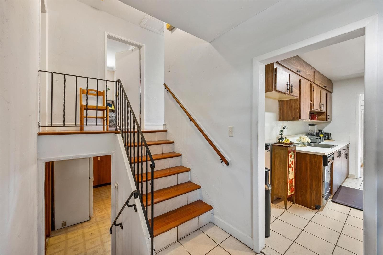 20335 NE 13th Court, Miami FL 33179 — 6