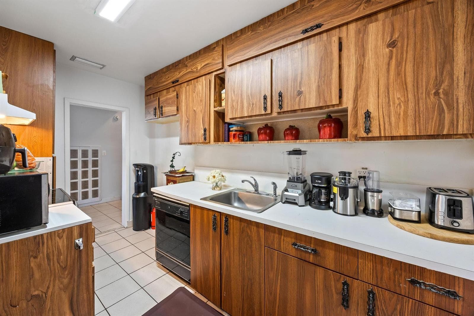 20335 NE 13th Court, Miami FL 33179 — 7