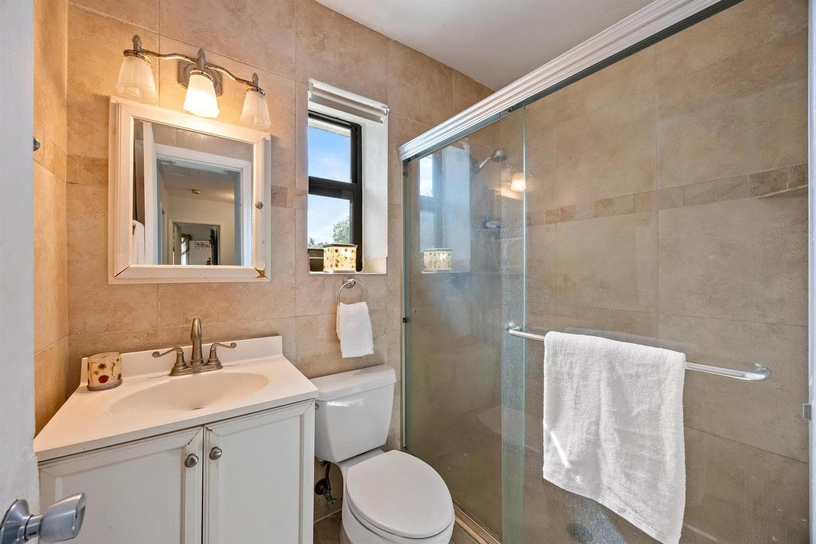 20335 NE 13th Court, Miami FL 33179 — 14