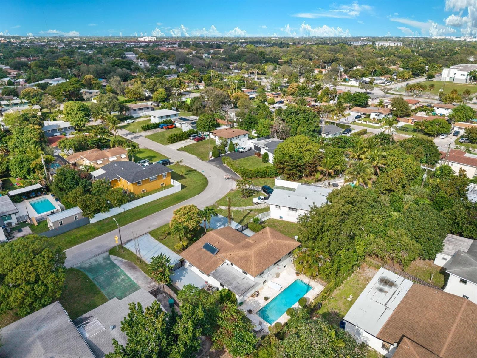 20335 NE 13th Court, Miami FL 33179 — 41
