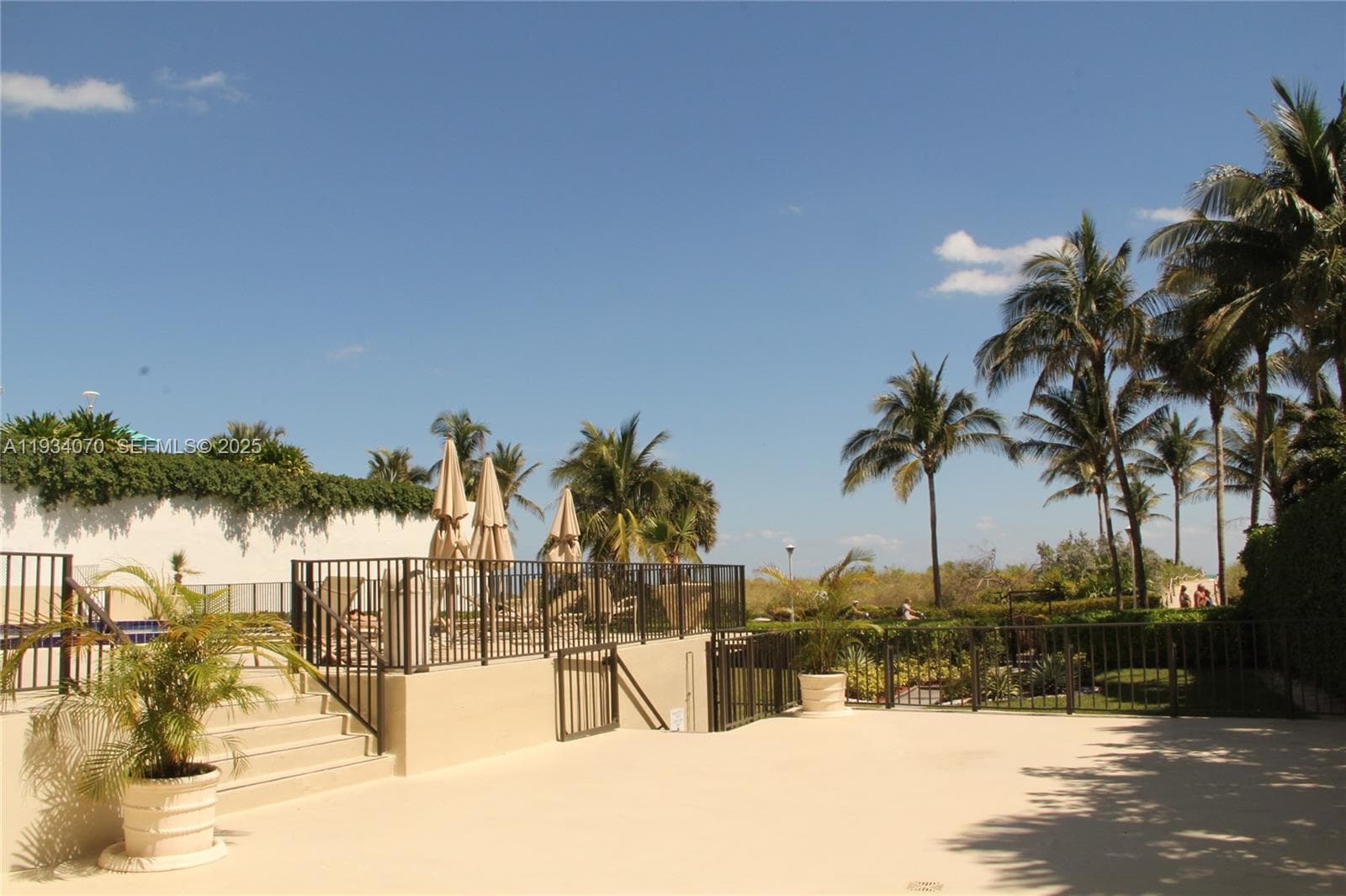 1623 Collins Ave # 218, Miami Beach FL 33139 — 26