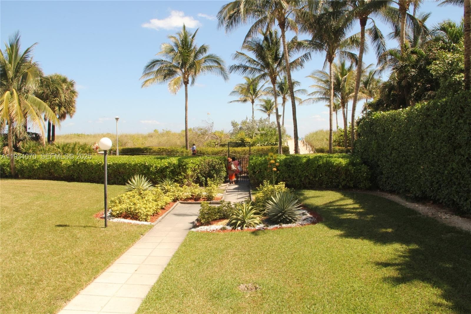 1623 Collins Ave # 218, Miami Beach FL 33139 — 24
