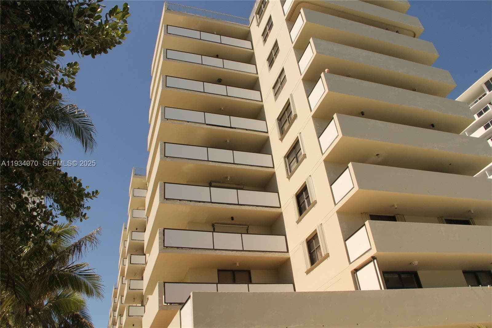 1623 Collins Ave # 218, Miami Beach FL 33139 — 25