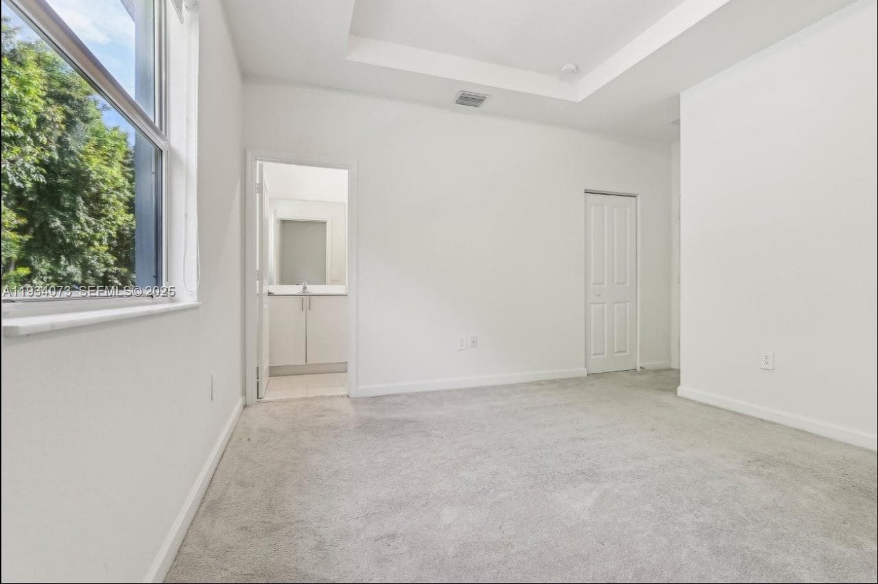 2645 SE 17th St, Homestead FL 33035 — 8