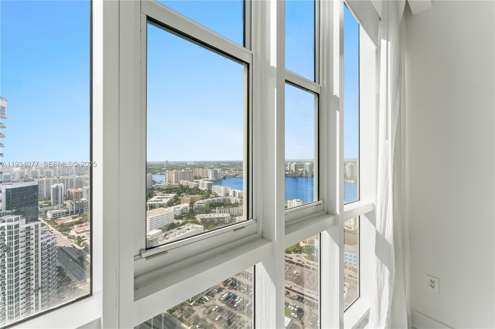 18201 Collins Ave # 5001, Sunny Isles Beach FL 33160 — 35