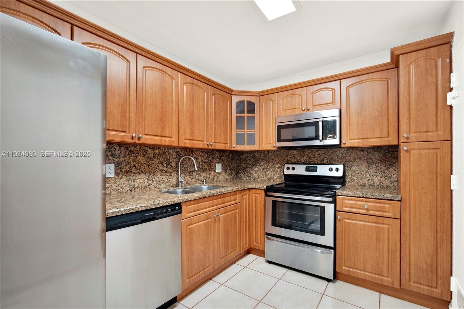 400 Kings Point Dr # 1604, Sunny Isles Beach FL 33160 — 11