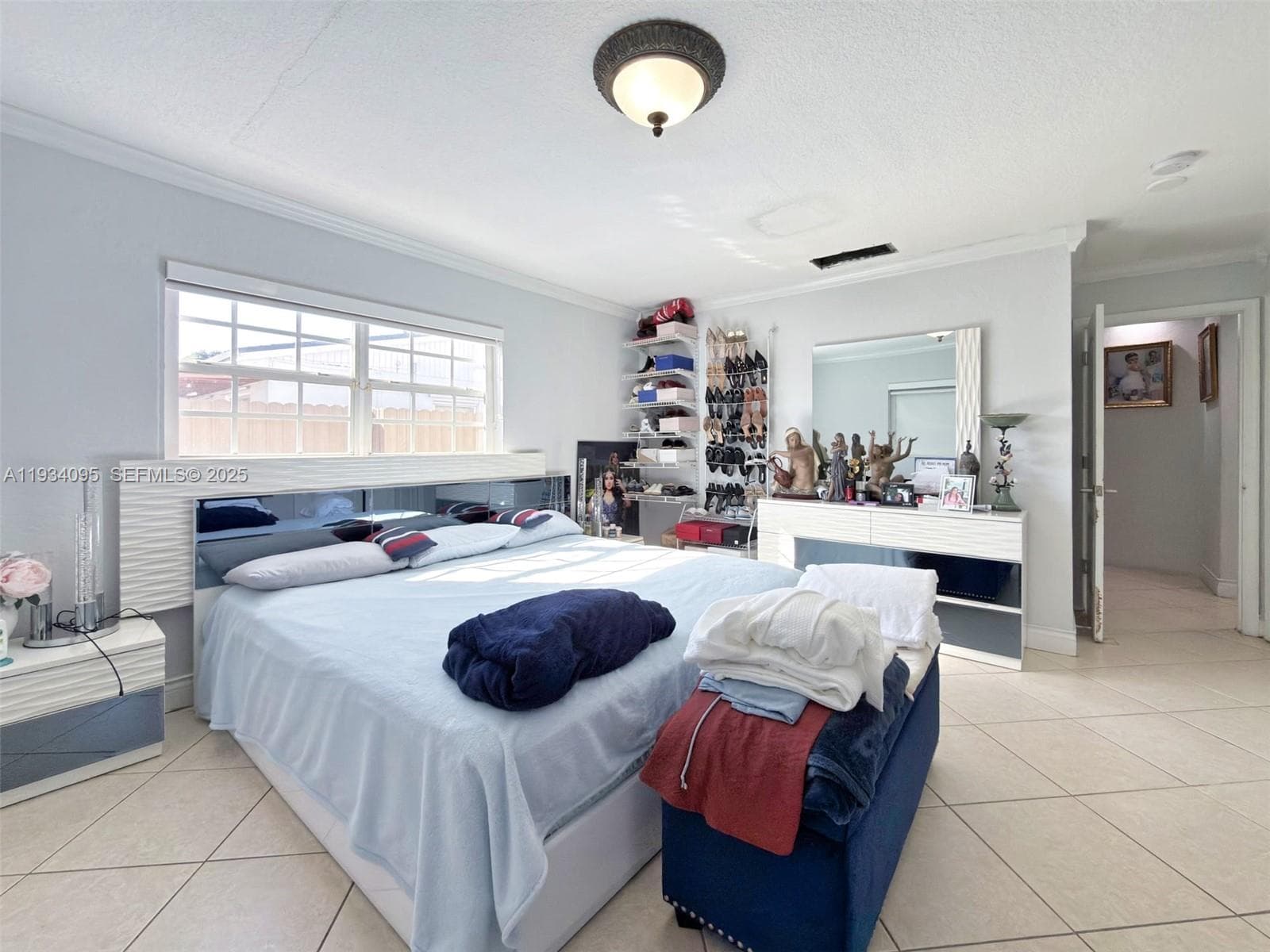 2711 SW 117th Ct, Miami FL 33175 — 20