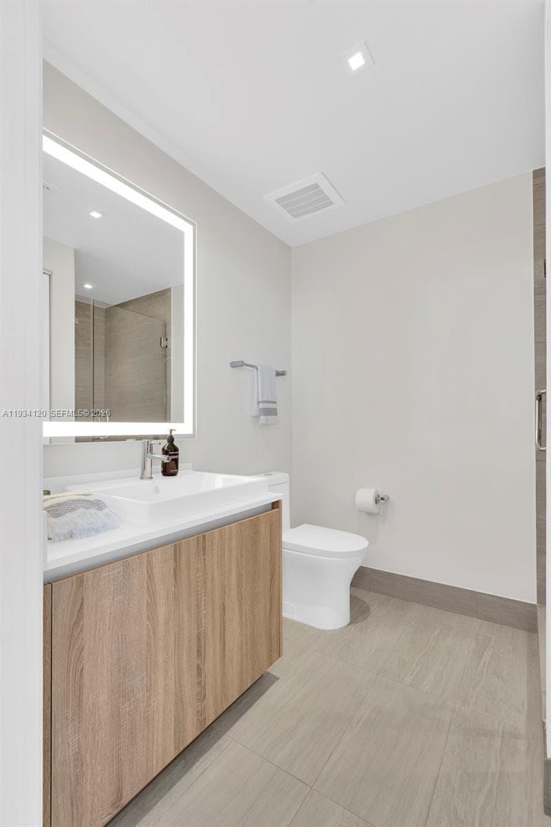 2960 NE 207 St # 810, Aventura FL 33180 — 16
