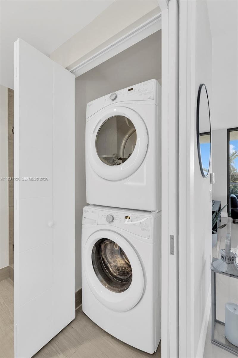 2960 NE 207 St # 810, Aventura FL 33180 — 15