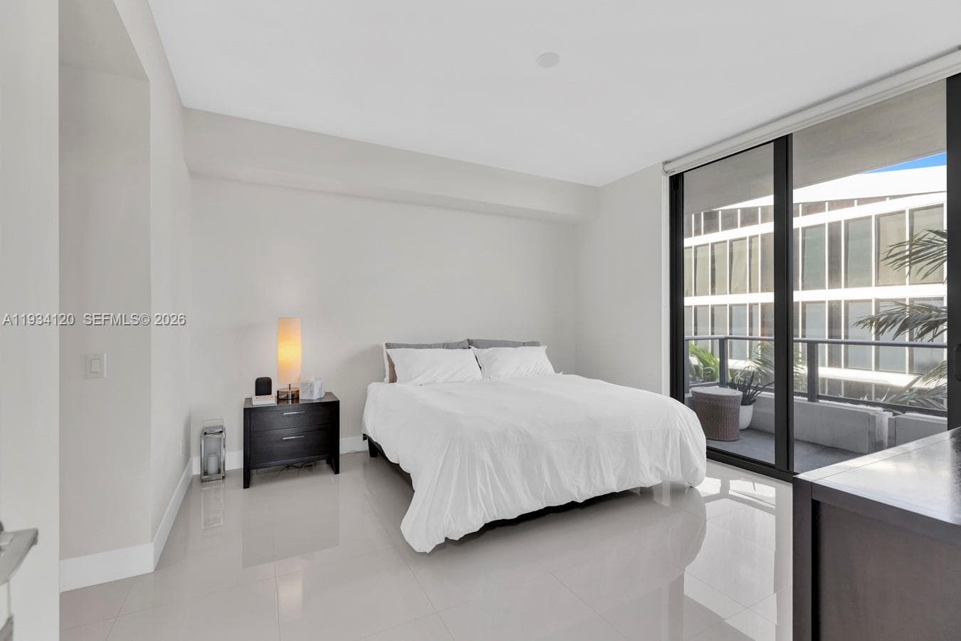 2960 NE 207 St # 810, Aventura FL 33180 — 8