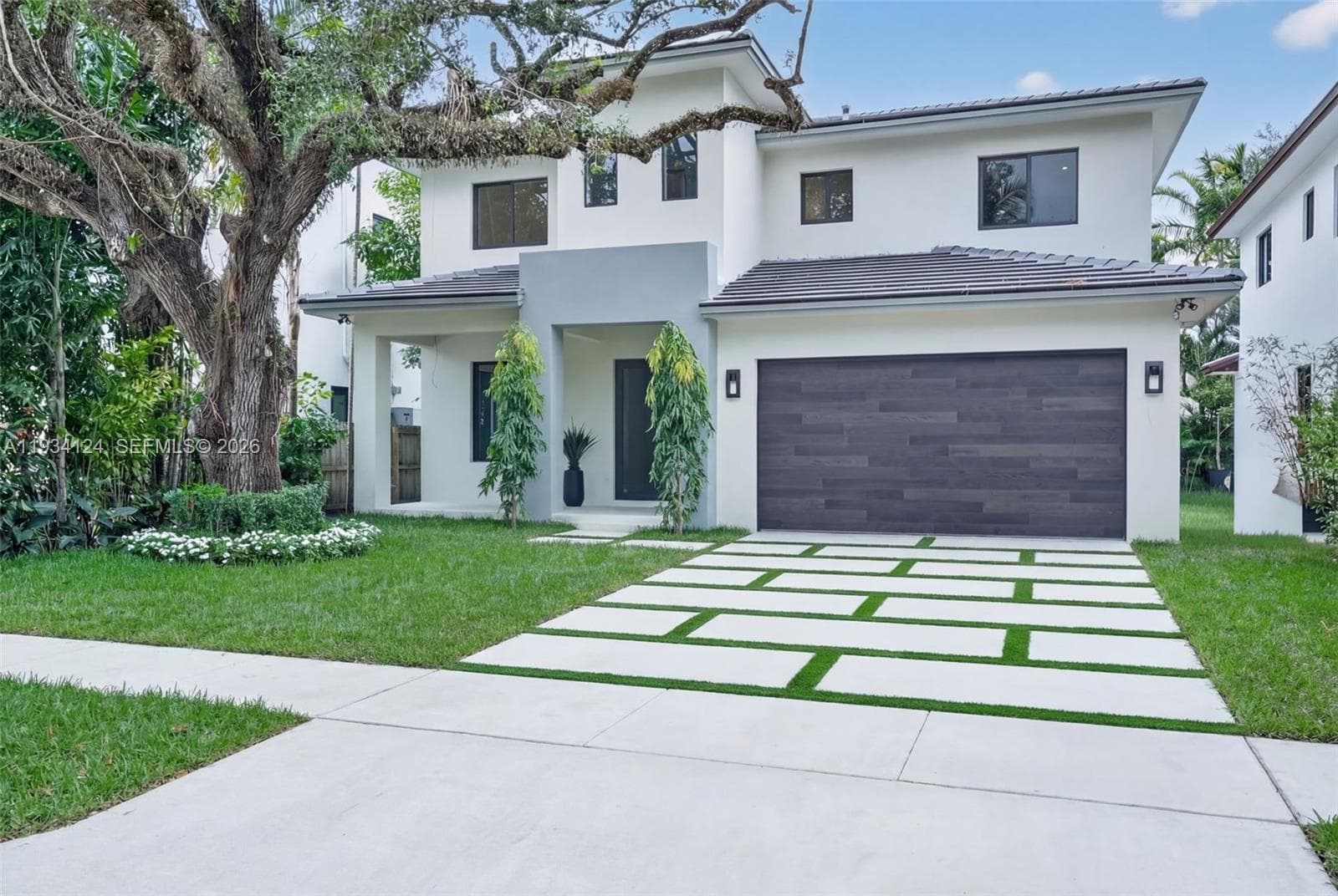 7222 SW 52nd Ct, Miami FL 33143 — 2
