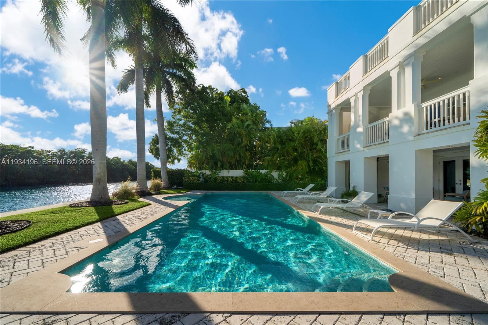 100 Cape Florida Dr, Key Biscayne FL 33149 — 54