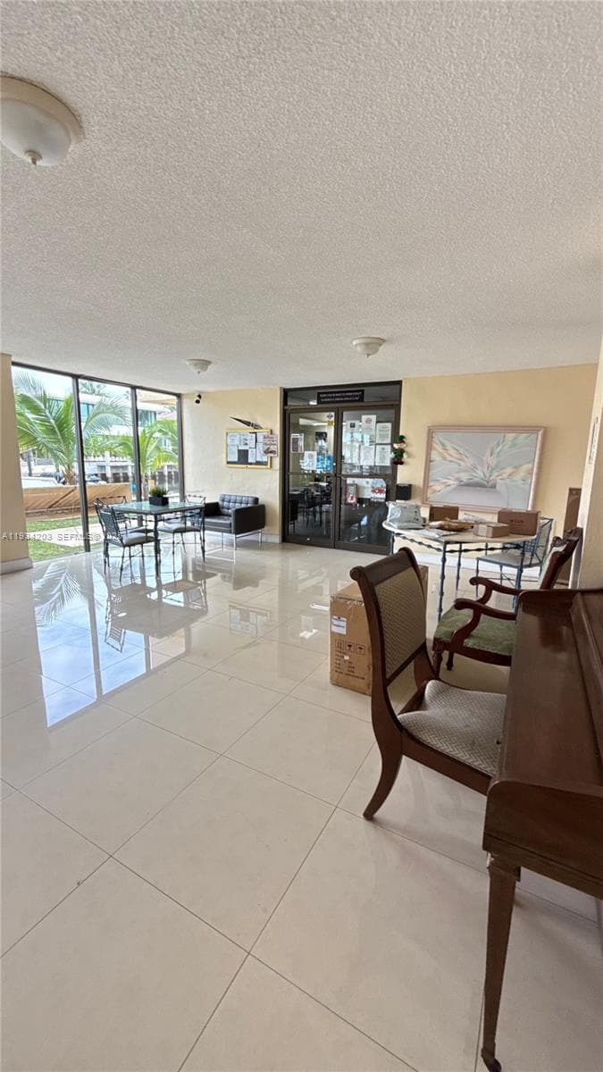 2935 NE 163rd St # 3P, North Miami Beach FL 33160 — 34