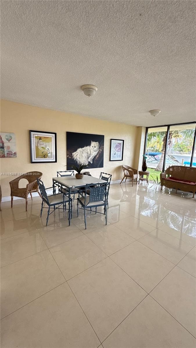2935 NE 163rd St # 3P, North Miami Beach FL 33160 — 31