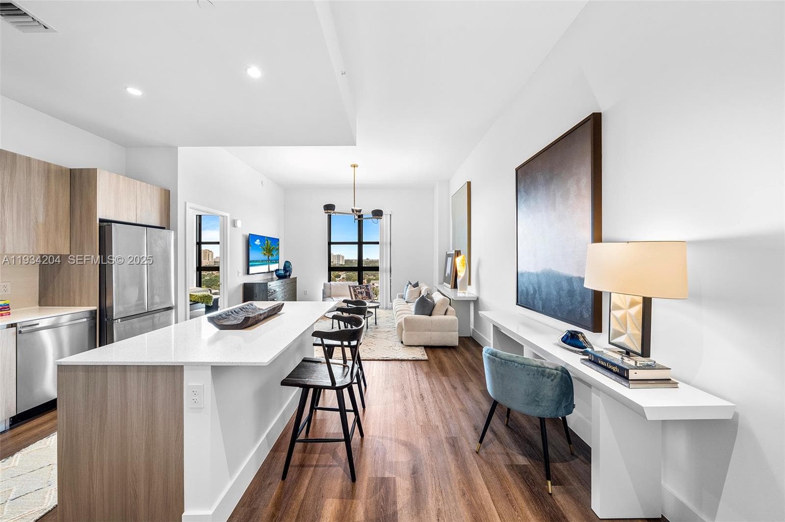 2800 SW 27th Terrace # 0513, Miami FL 33133 — 3