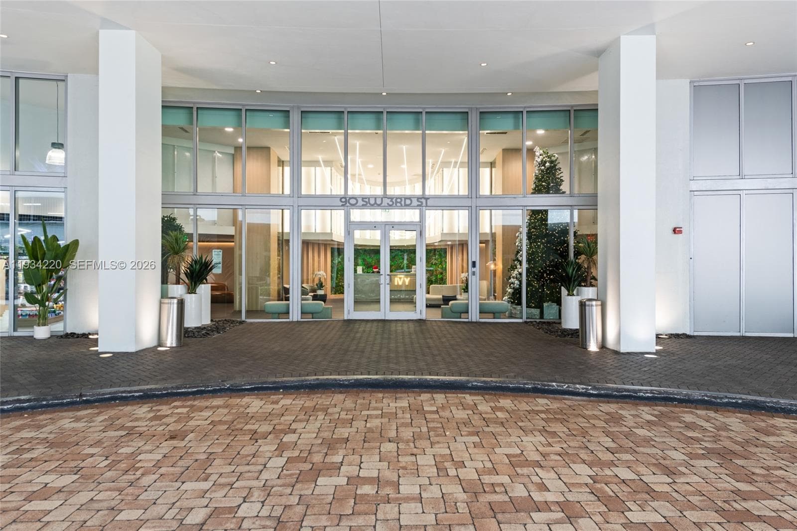 90 SW 3rd St # 2109, Miami FL 33130 — 7