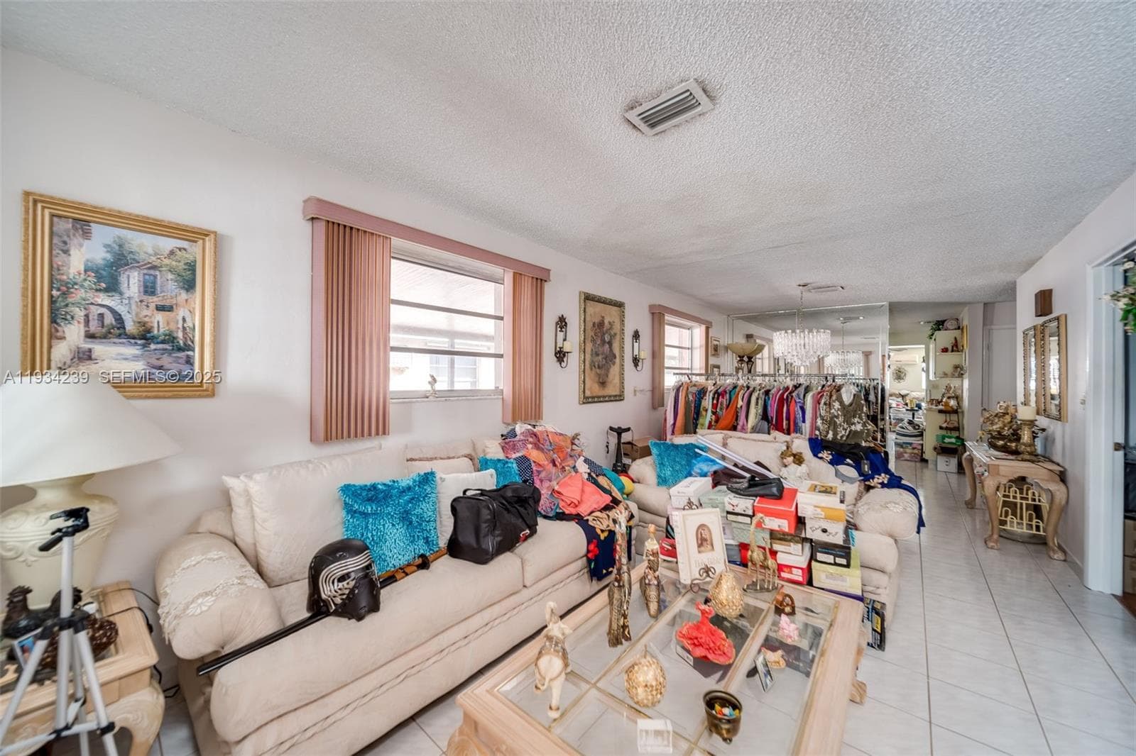 854 E 24th St, Hialeah FL 33013 — 11