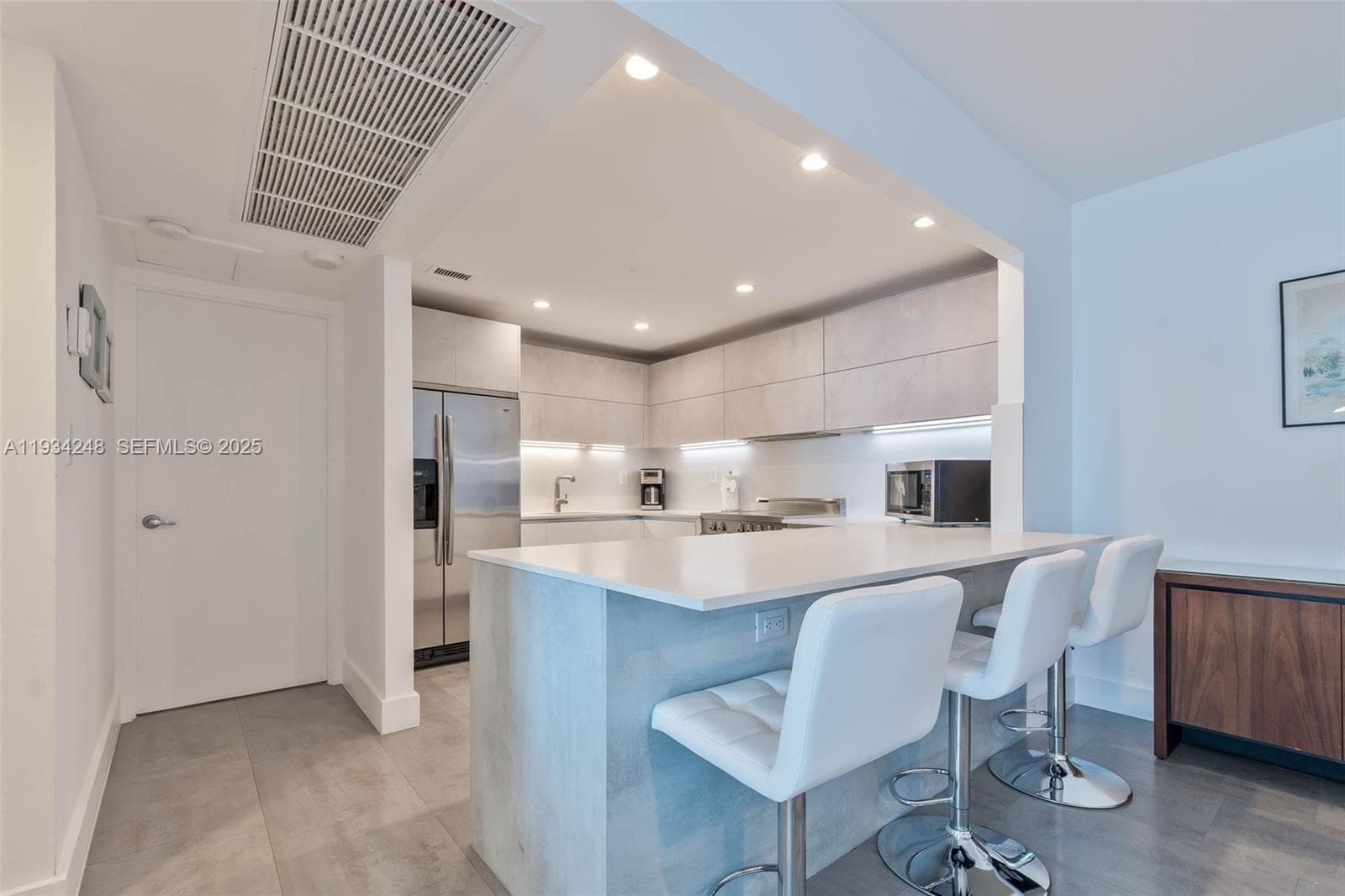 2301 Collins Ave # 507, Miami Beach FL 33139 — 7