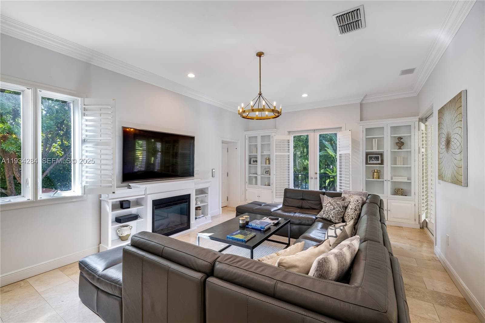 8000 Los Pinos Blvd, Coral Gables FL 33143 — 5
