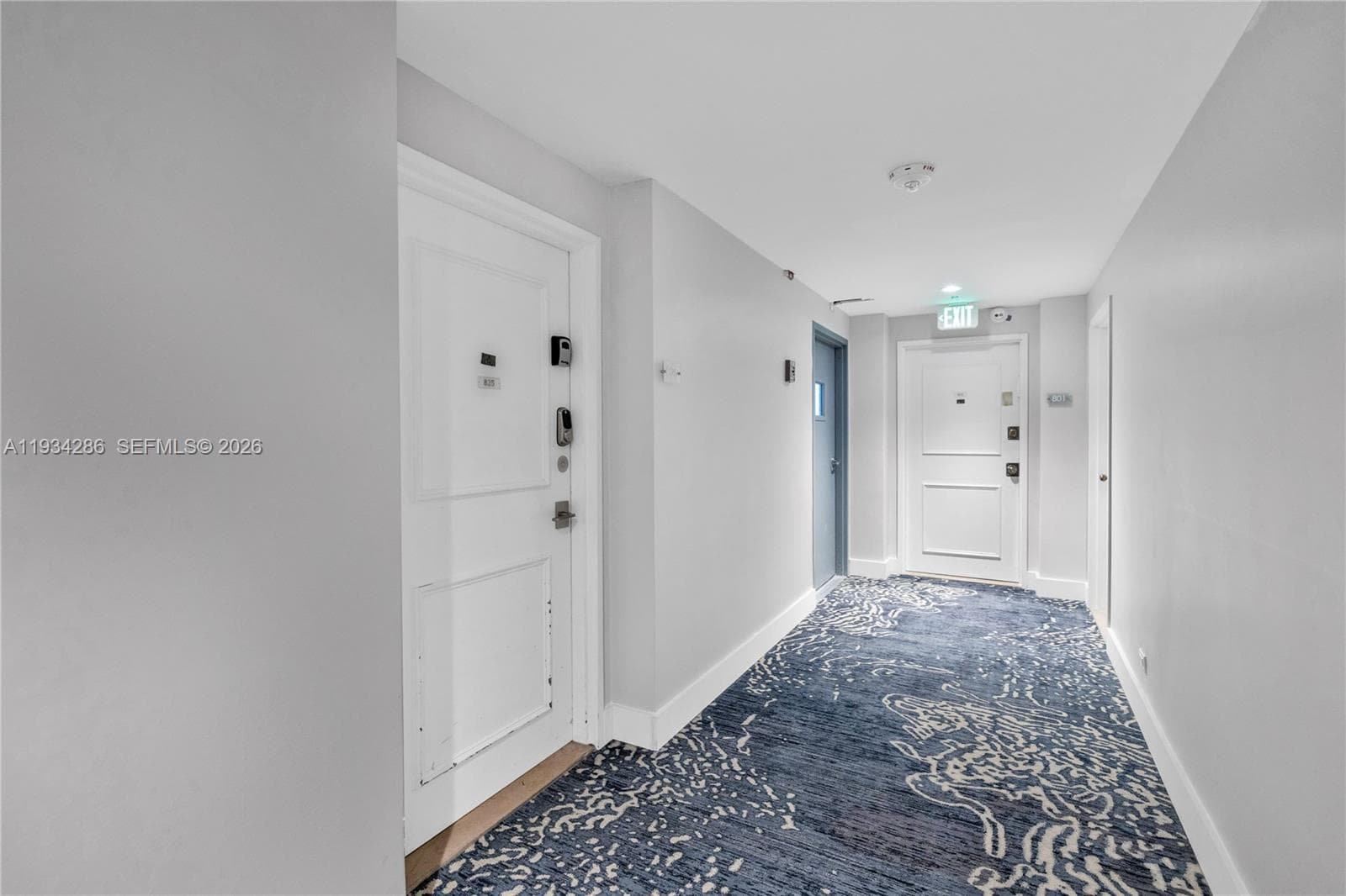 5601 Collins Ave # 1019, Miami Beach FL 33140 — 1