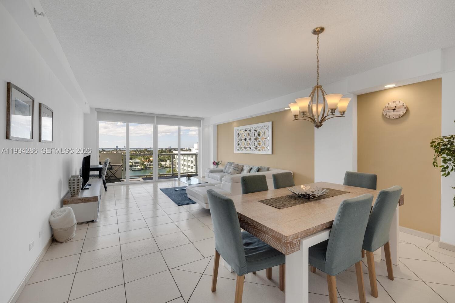 5601 Collins Ave # 1019, Miami Beach FL 33140 — 15