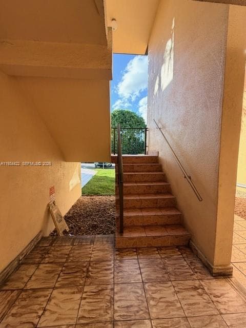 8990 SW 24th St # 215, Miami FL 33165 — 2