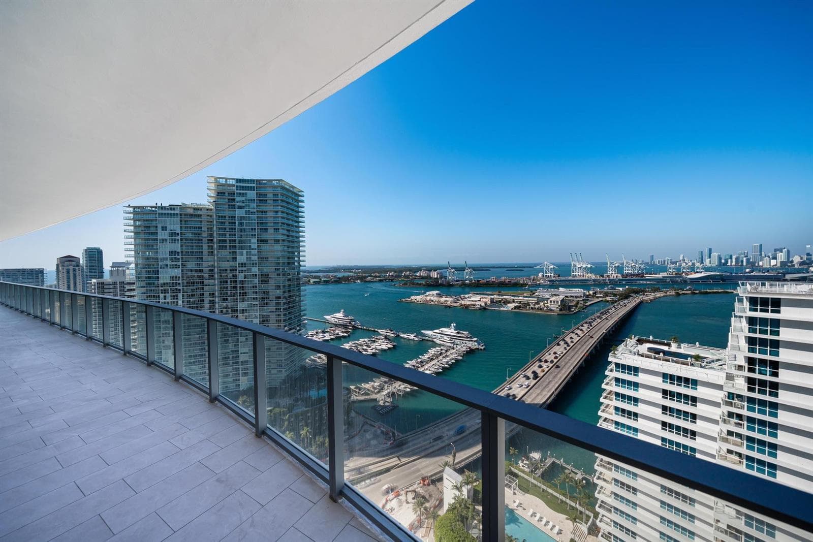 500 Alton # 2702, Miami Beach FL 33139 — 30