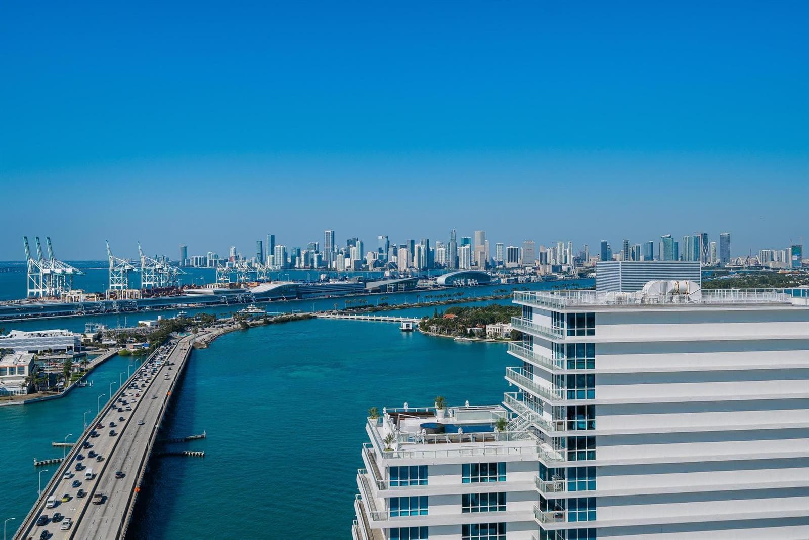 500 Alton # 2702, Miami Beach FL 33139 — 31
