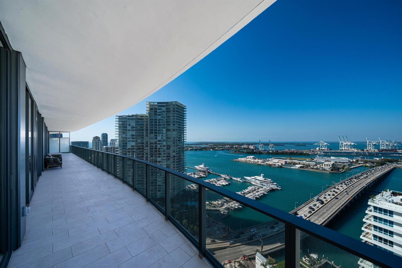 500 Alton # 2702, Miami Beach FL 33139 — 29