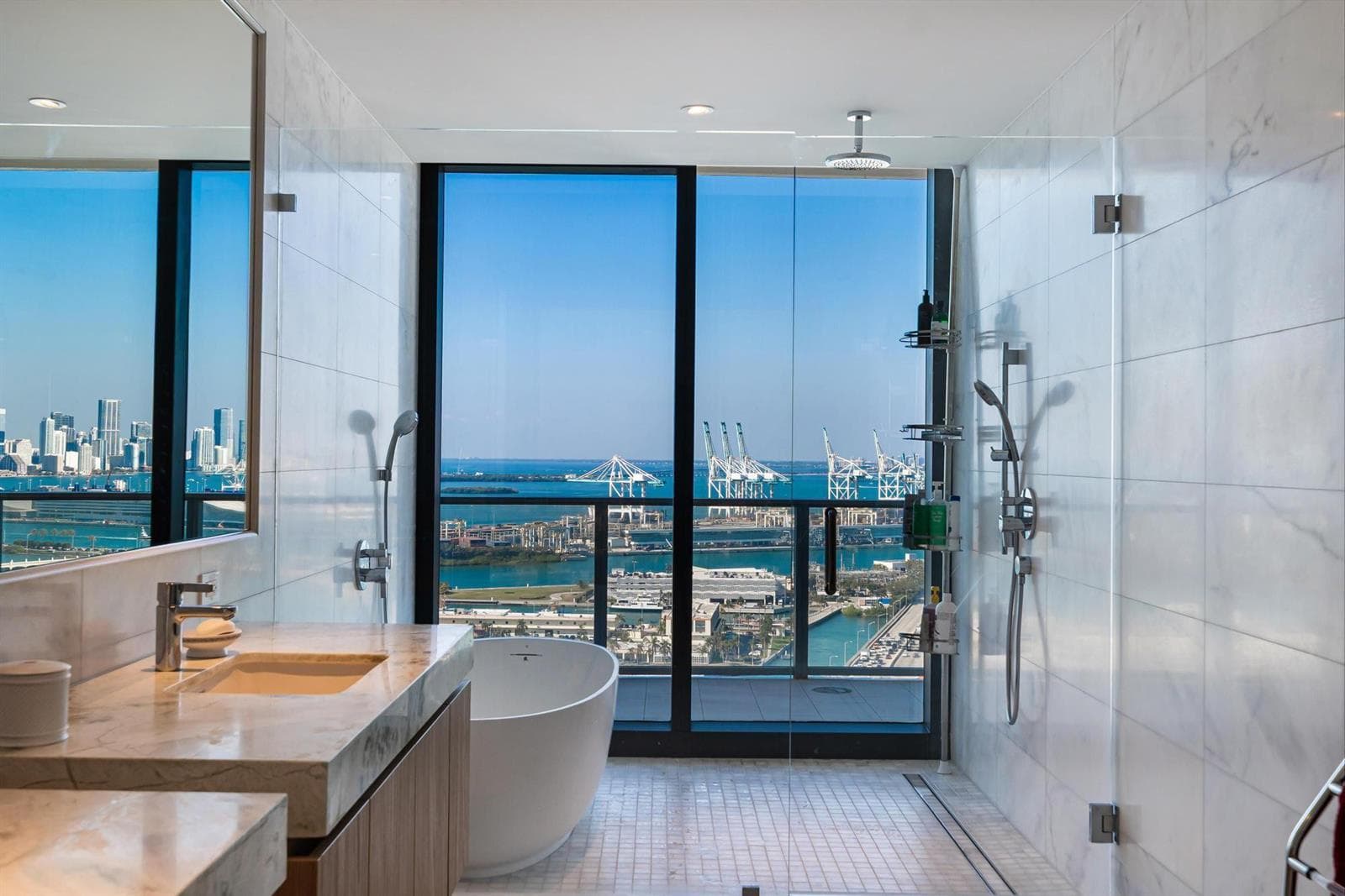 500 Alton # 2702, Miami Beach FL 33139 — 25