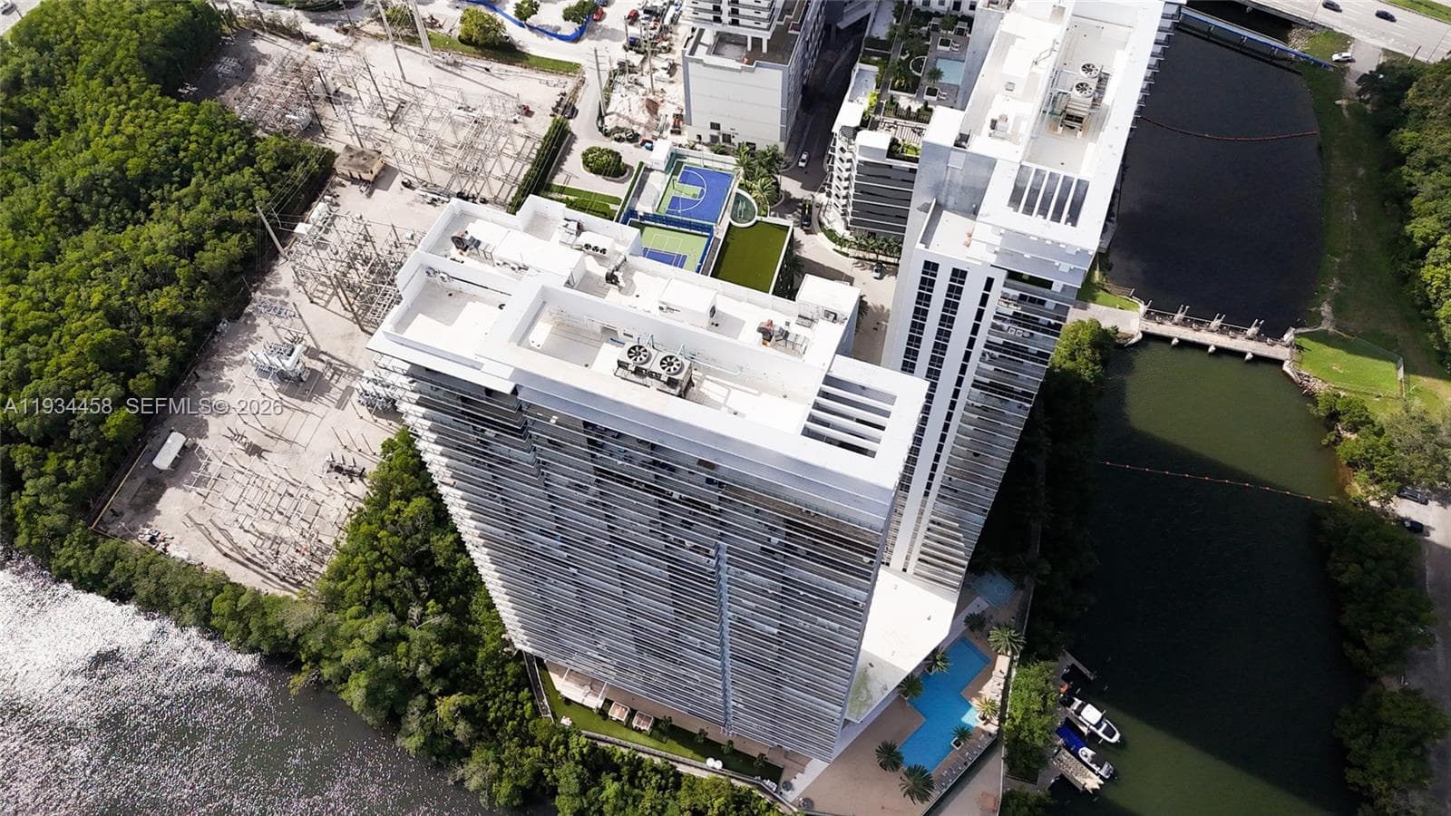 16385 Biscayne Blvd # 3117, North Miami Beach FL 33160 — 52