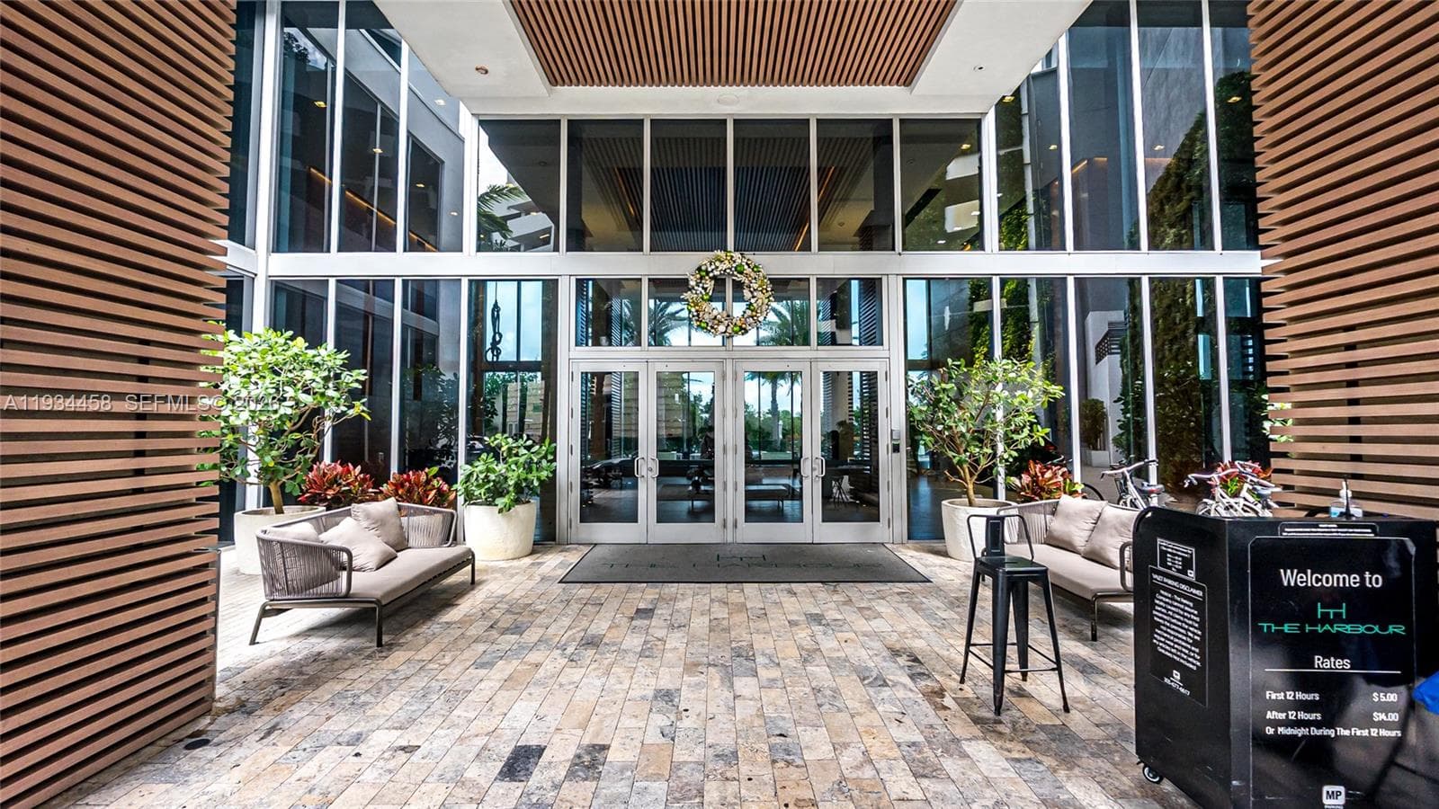 16385 Biscayne Blvd # 3117, North Miami Beach FL 33160 — 46