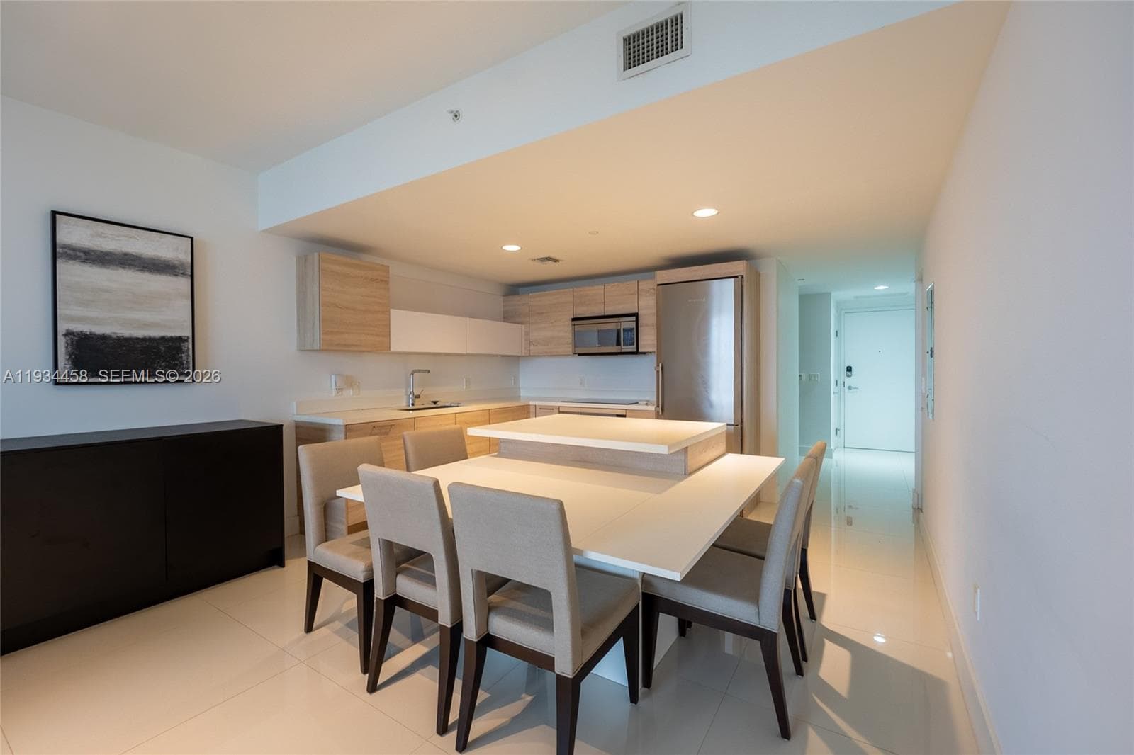 16385 Biscayne Blvd # 3117, North Miami Beach FL 33160 — 5