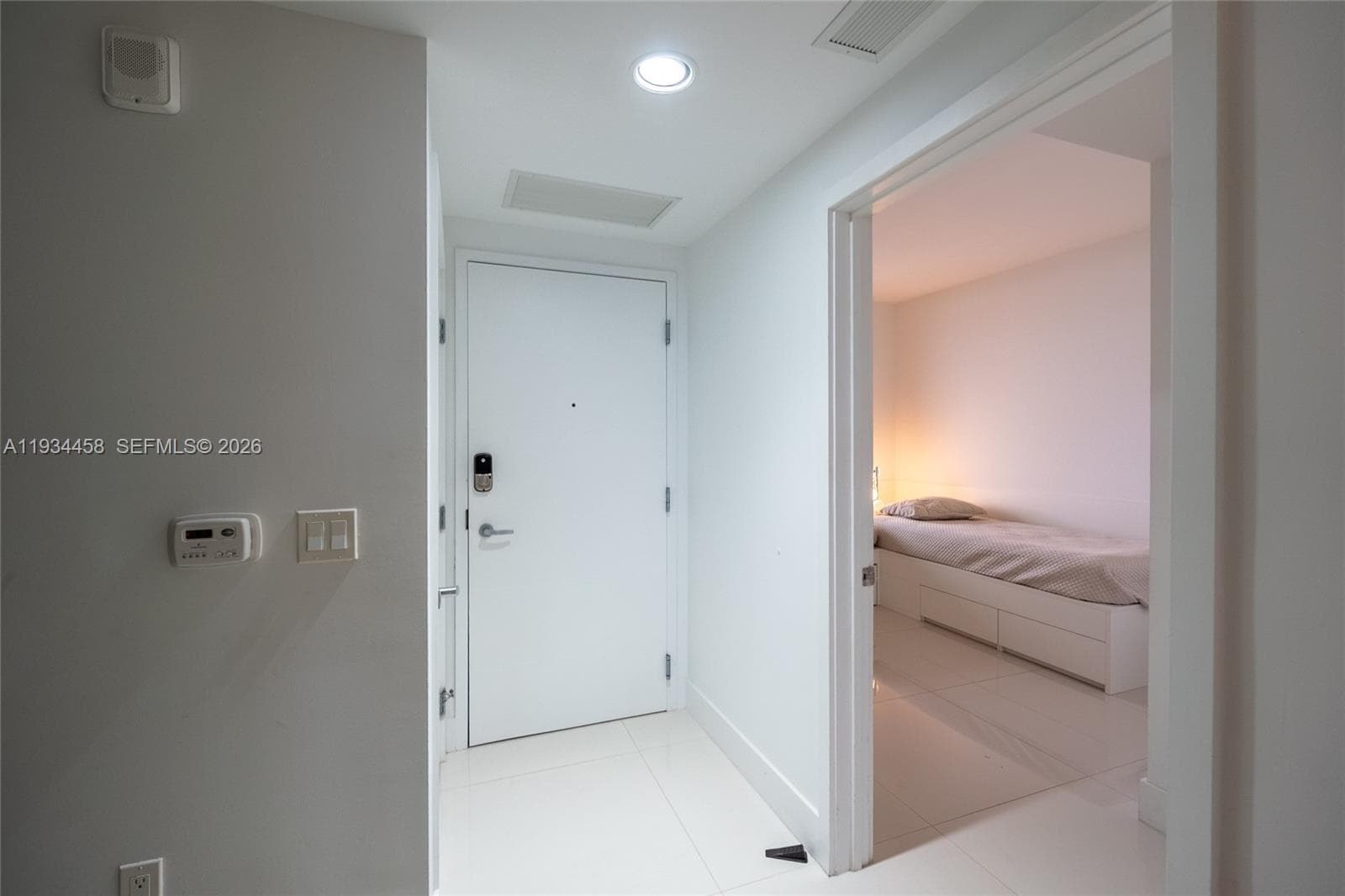 16385 Biscayne Blvd # 3117, North Miami Beach FL 33160 — 20