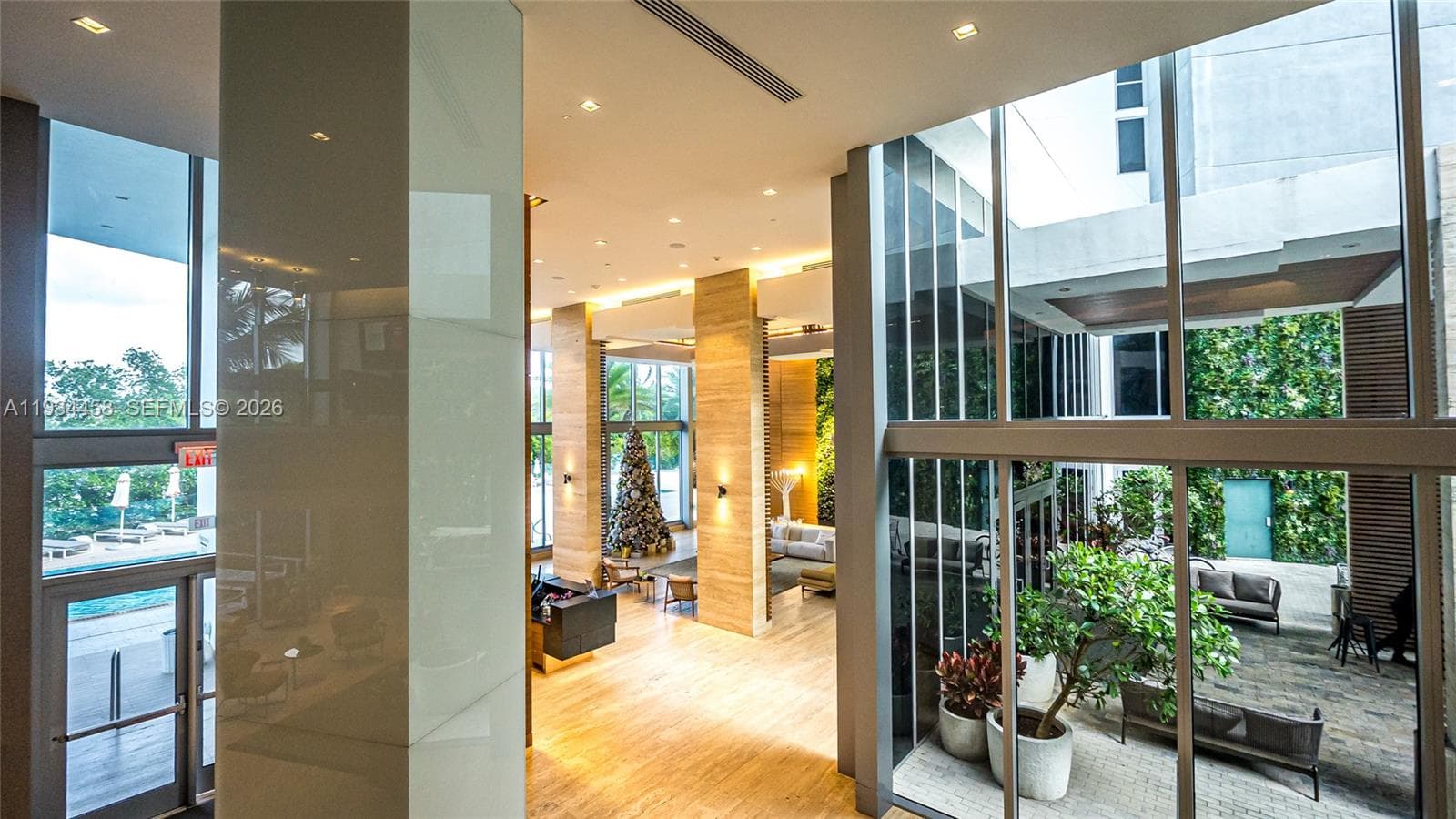 16385 Biscayne Blvd # 3117, North Miami Beach FL 33160 — 38