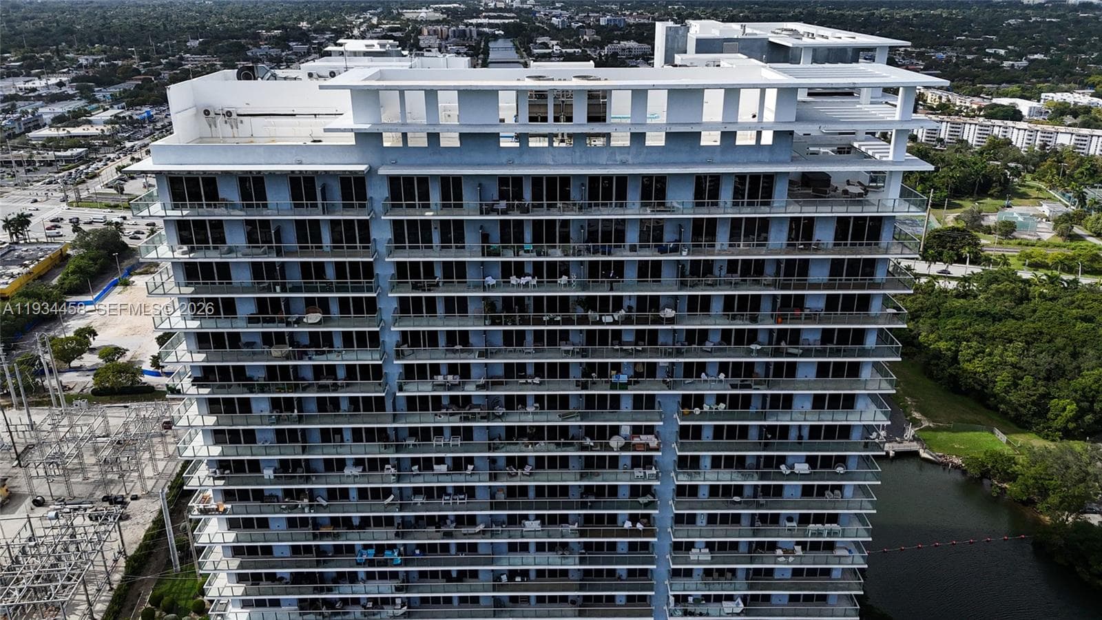 16385 Biscayne Blvd # 3117, North Miami Beach FL 33160 — 50