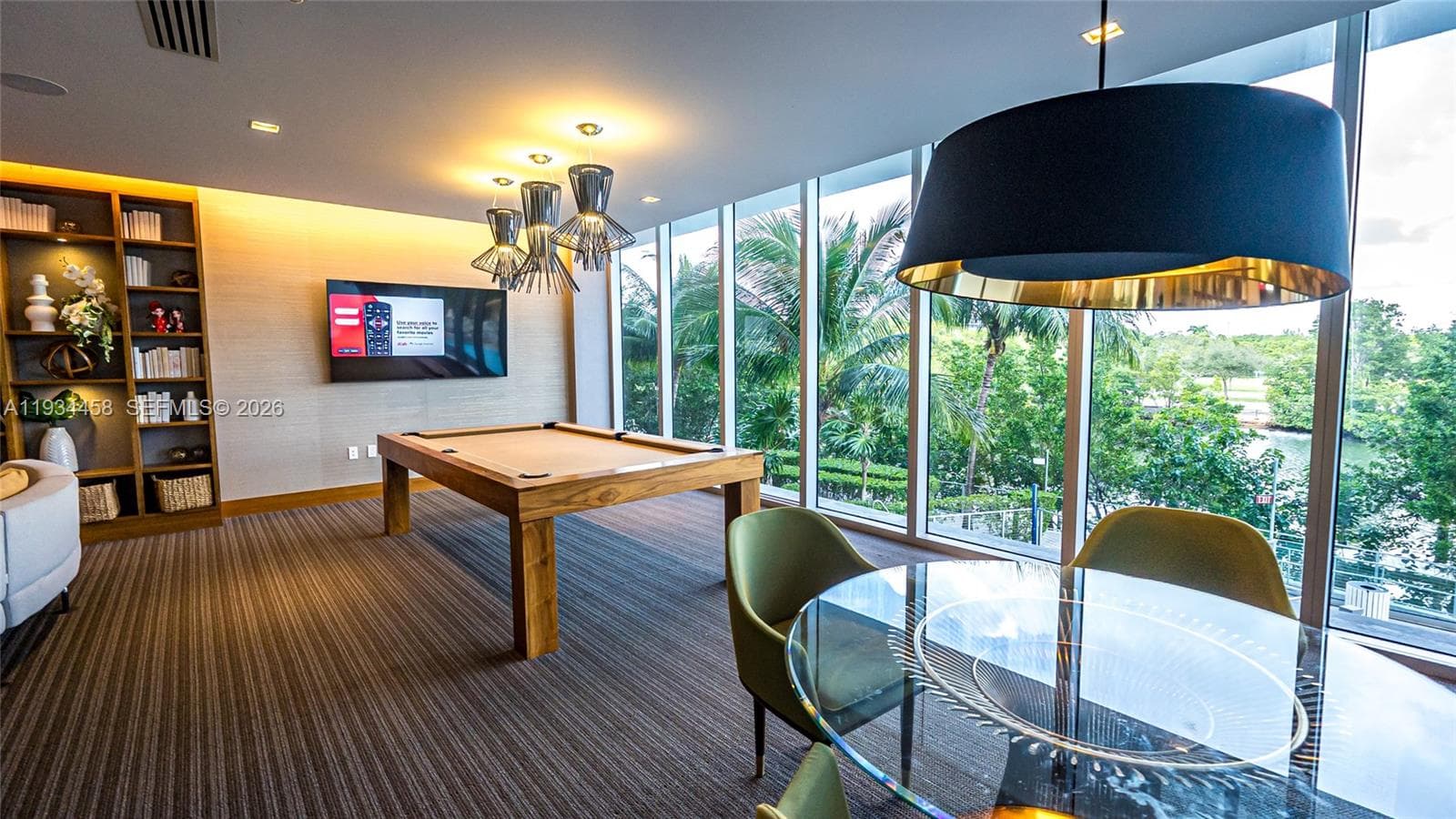 16385 Biscayne Blvd # 3117, North Miami Beach FL 33160 — 40