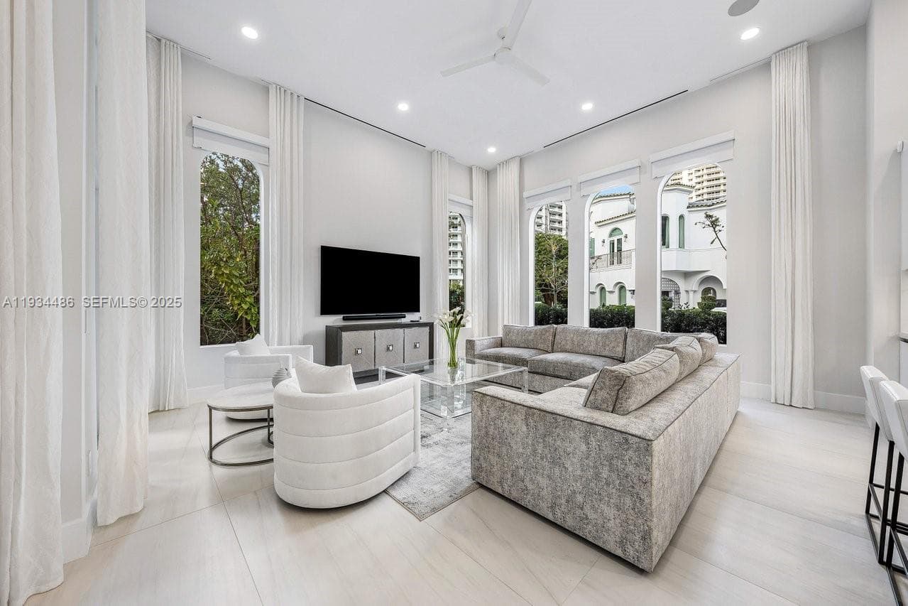 3912 Island Estates Dr # 0, Aventura FL 33160 — 17