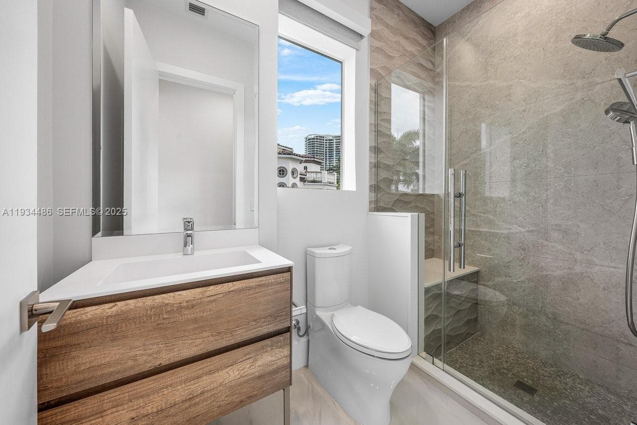 3912 Island Estates Dr # 0, Aventura FL 33160 — 31