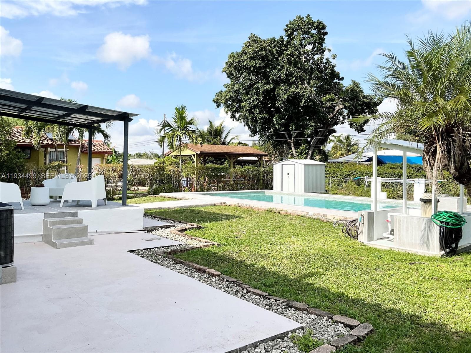 161 NW 145th St, Miami FL 33168 — 30