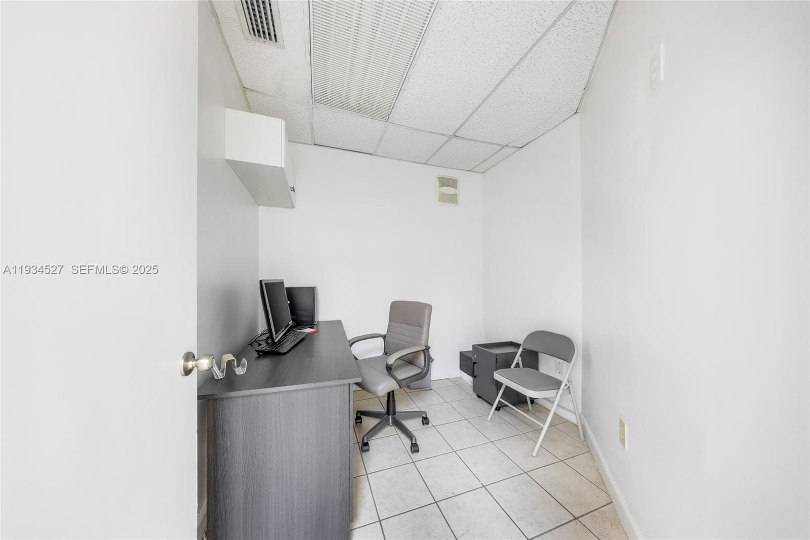 700 E 1st Ave, Hialeah FL 33010 — 23