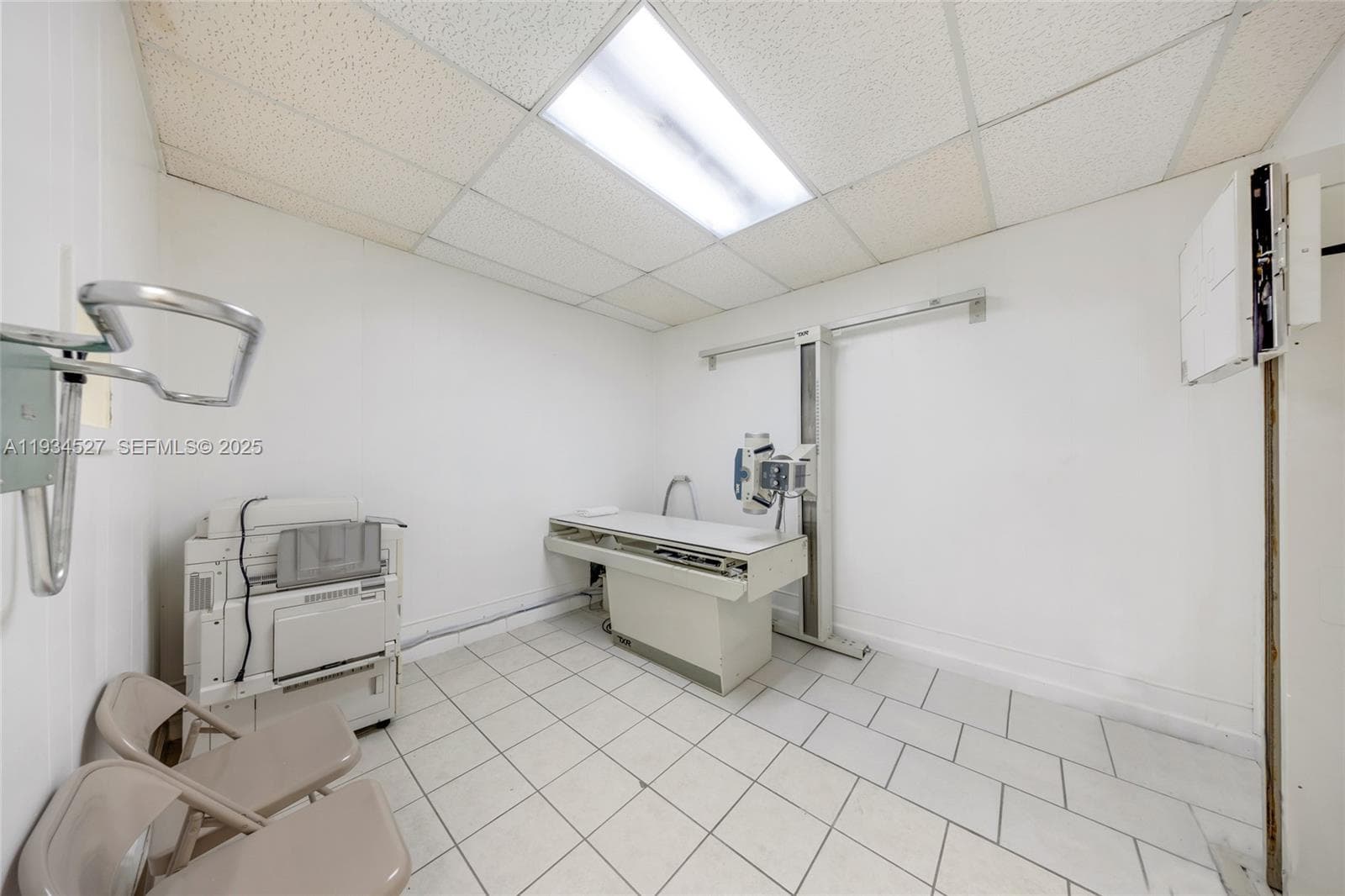 700 E 1st Ave, Hialeah FL 33010 — 9